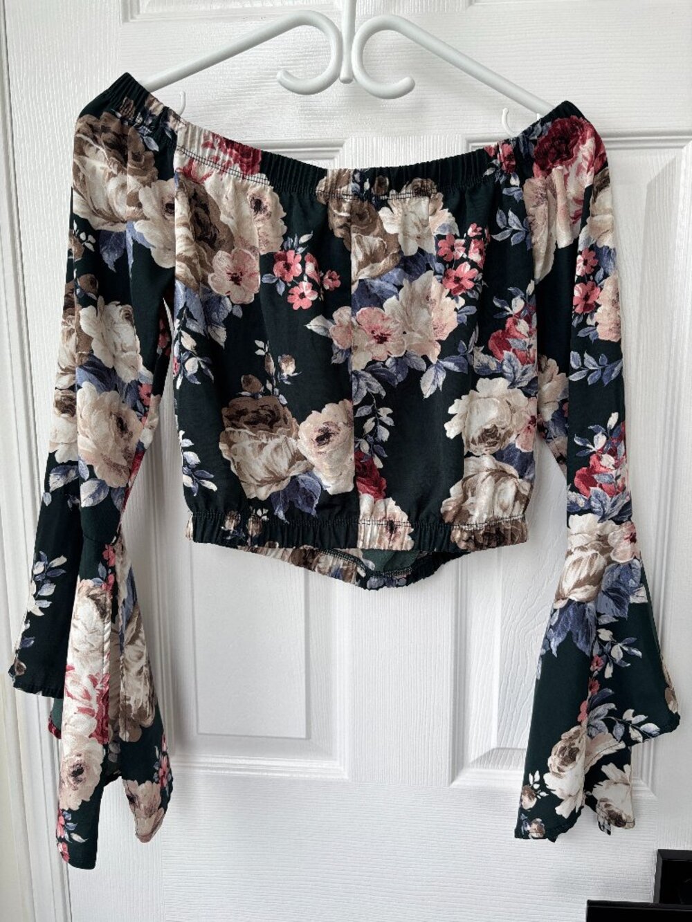 Fairycore off-shoulder peasant green crop top bell sleeves pink cream roses S